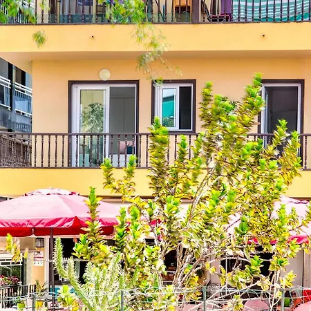 Apartment Cozy Main Square And Beachfront 3-bedrooms
