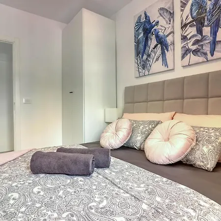 Cozy Main Square And Beachfront 3-bedrooms Appartement