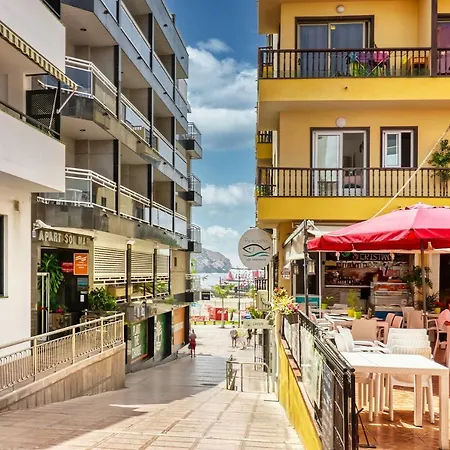 Cozy Main Square&beachfront 3-bedrooms